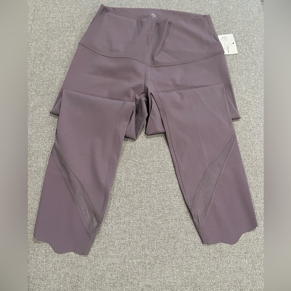 Lululemon Wunder Under Crop HR 23" Scallop - Picture 2 of 6